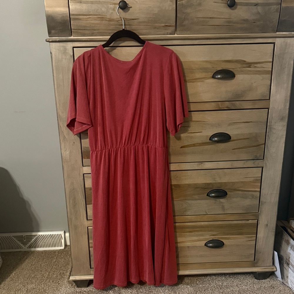 Skies Are Blue Rust Midi Dress - Picture 4 of 4
